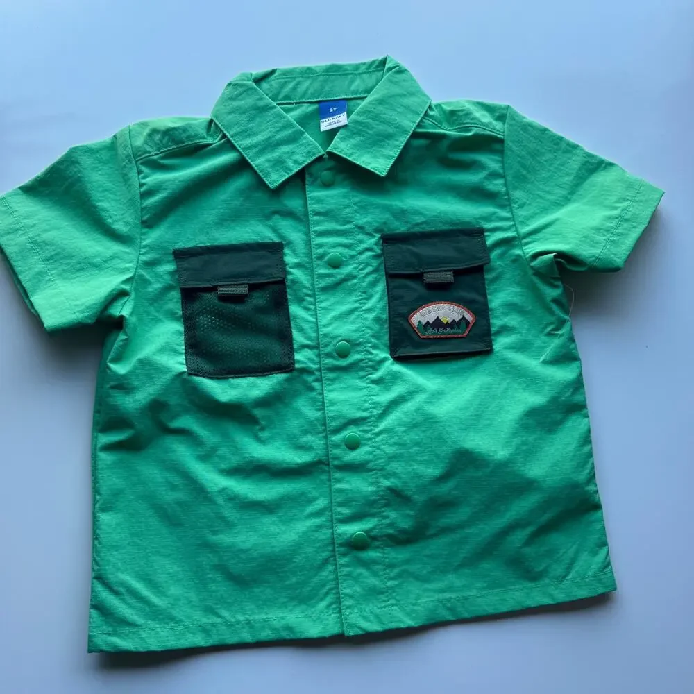 Old Navy Toddler Boy Front Pocket Button Down Short Sleeve Shirt Sz 2T NWT